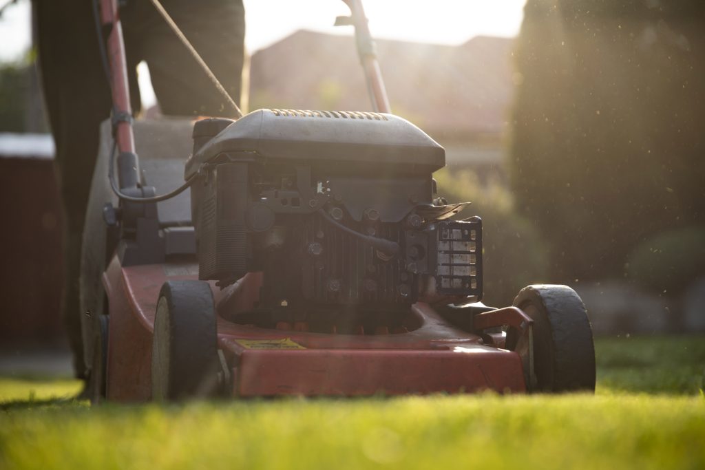 Weekly Lawn Care Maintenance, GTA